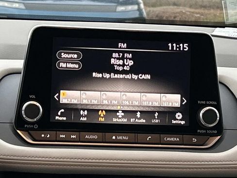 New 2026 Nissan Rogue SV AWD/4WD image 25