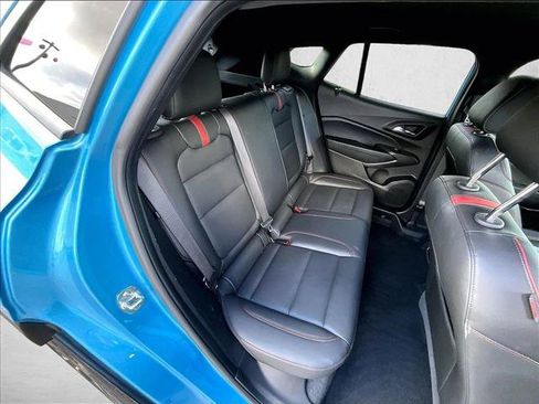 Used 2025 Chevrolet Trax RS w/ Driver Confidence Package FWD image 26