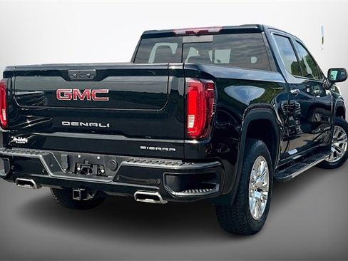 Used 2023 GMC Sierra 1500 Denali image 2