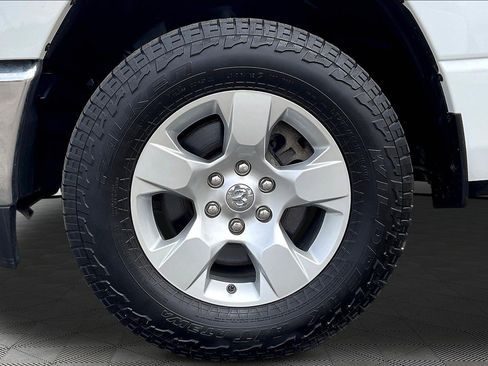 Used 2024 RAM 1500 Big Horn AWD/4WD image 31