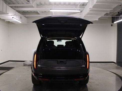 Used 2024 Land Rover Range Rover Autobiography image 40