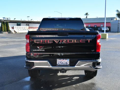Used 2019 Chevrolet Silverado 1500 LT w/ All-Star Edition image 7