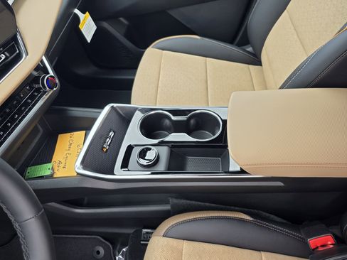 New 2026 Chevrolet Equinox ACTIV w/ Convenience Package III image 6