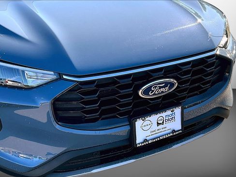 Used 2025 Ford Escape ST-Line Select AWD/4WD image 28