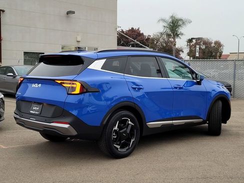 New 2026 Kia Sportage EX w/ EX Panorama Roof Package image 5