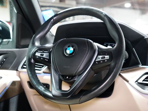 Used 2022 BMW X5 xDrive40i w/ Parking Assistance Package image 13