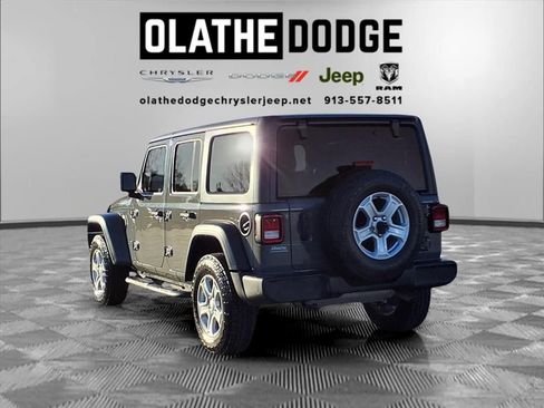 Used 2021 Jeep Wrangler Unlimited Sport image 3