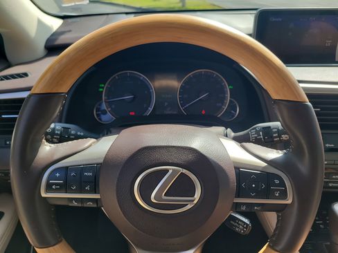 Used 2018 Lexus RX 350 FWD w/ Premium Package image 33