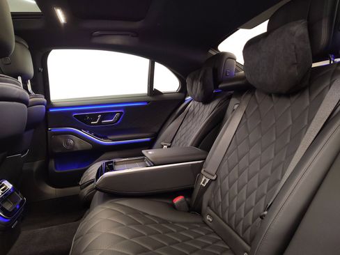 Used 2024 Mercedes-Benz S 580 4MATIC Sedan image 27