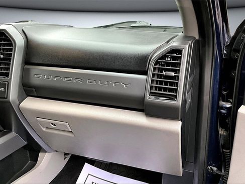 Used 2018 Ford F350 XLT w/ XLT Value Package image 25