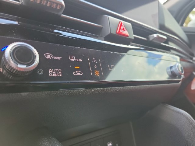 New 2026 Kia Sportage SX FWD image 28
