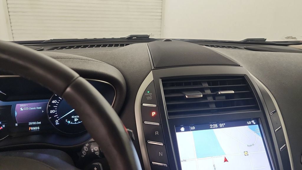 Used 2019 Lincoln MKC Select w/ Select Plus Package AWD/4WD image 19
