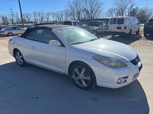 Used 2007 Toyota Solara SLE image 7