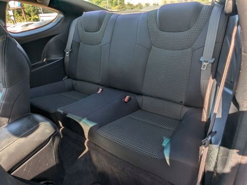 Used 2012 Hyundai Genesis 2.0T RWD image 11