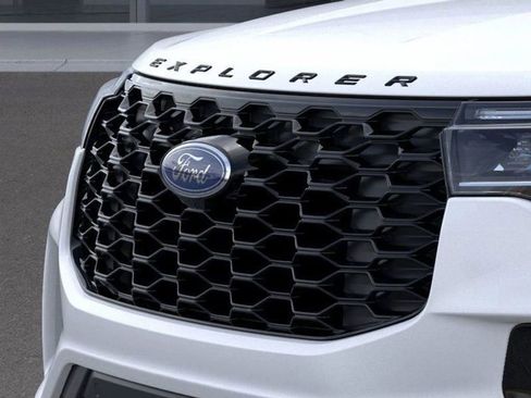 New 2025 Ford Explorer ST-Line w/ Premium Package image 81