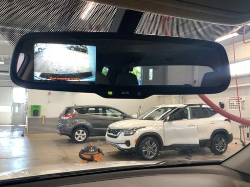 Used 2012 Toyota RAV4 Limited w/ Premium Plus Value Pkg AWD/4WD image 11