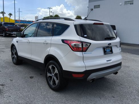 Used 2018 Ford Escape SEL FWD image 6