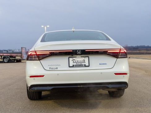 Used 2025 Honda Accord EX-L image 6