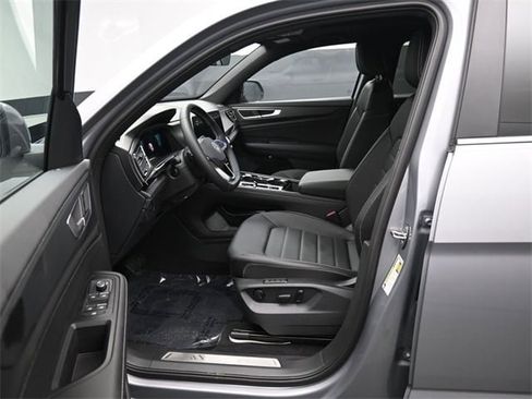 New 2026 Volkswagen Atlas Cross Sport SEL image 9