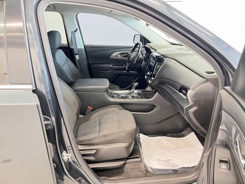 Used 2019 Chevrolet Traverse LT w/ LPO, Floor Liner Package image 15