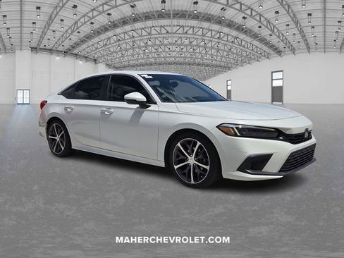 Used 2023 Honda Civic Touring image 1
