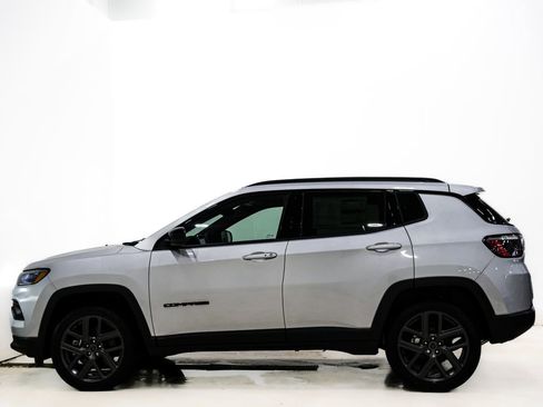 New 2026 Jeep Compass Latitude image 5