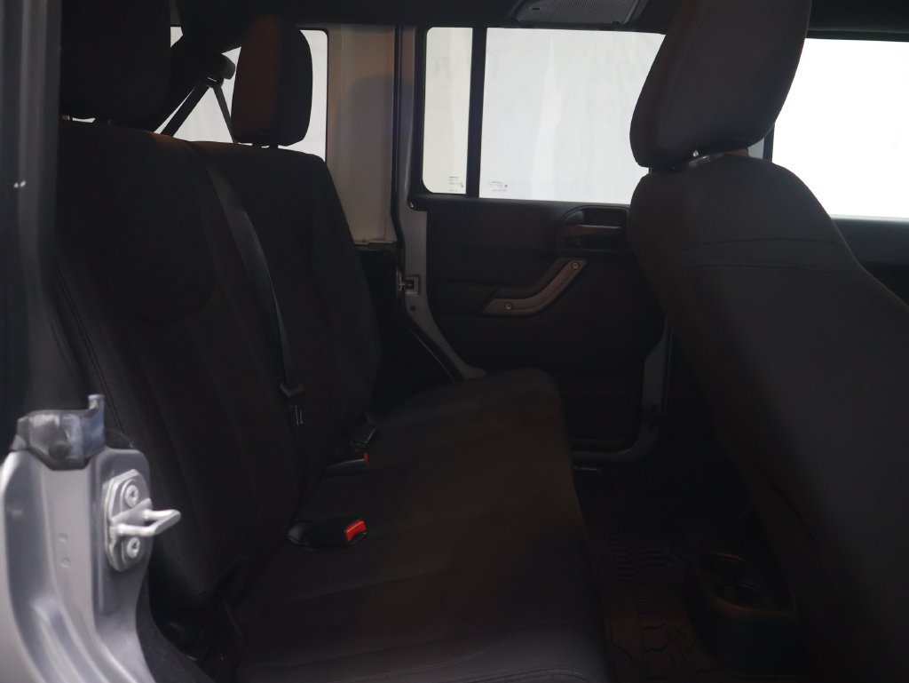 Used 2018 Jeep Wrangler Unlimited Sport S AWD/4WD image 12