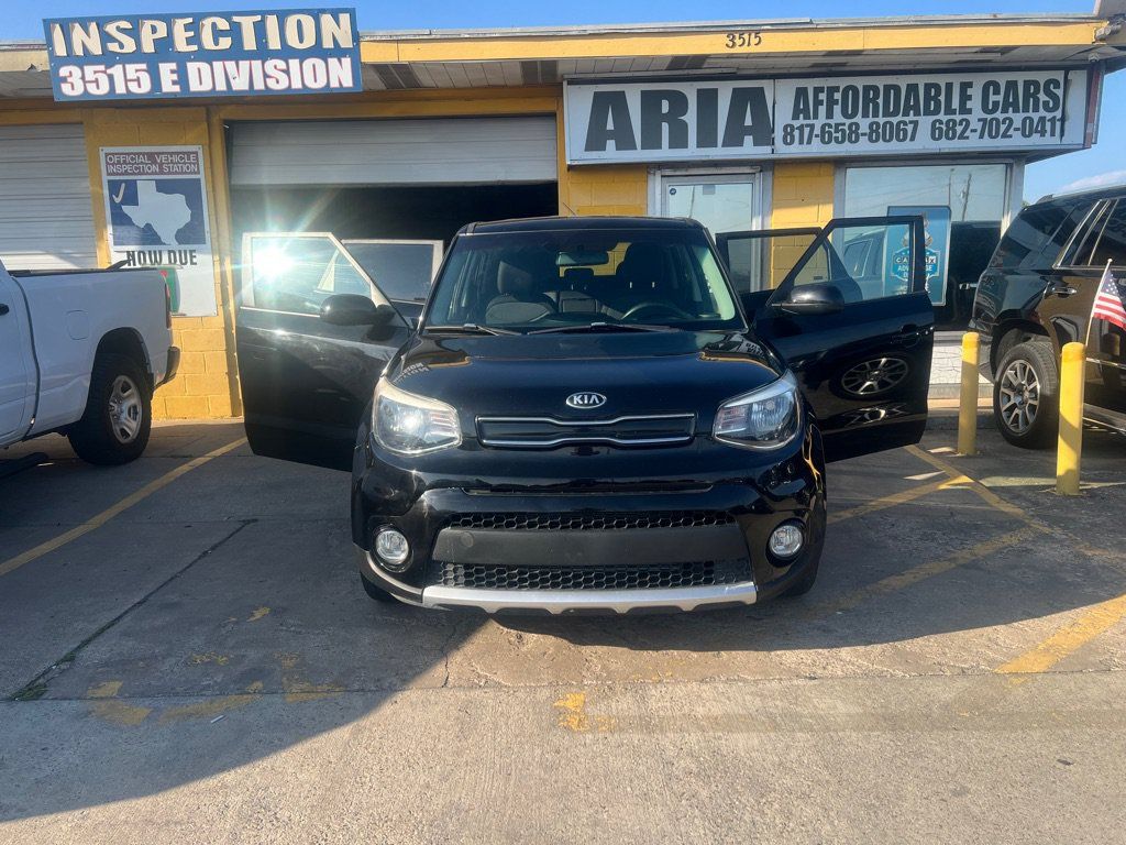 Used 2018 Kia Soul + FWD image 9