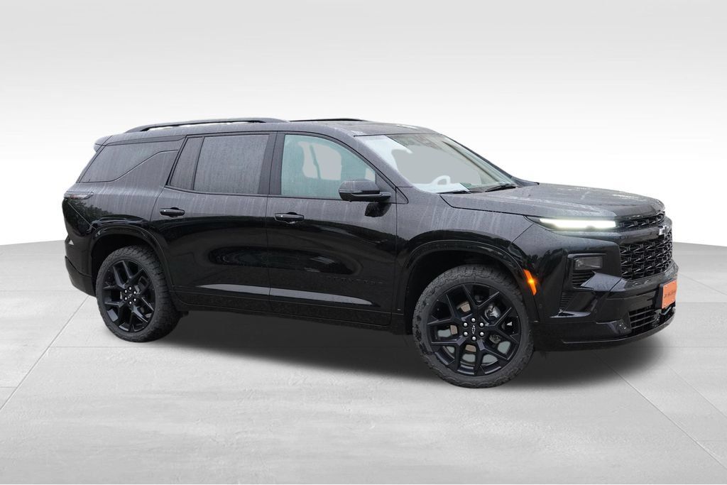 Certified 2024 Chevrolet Traverse RS FWD image 2