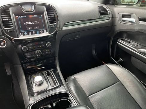 Used 2021 Chrysler 300 S w/ S Model Appearance Package RWD image 14
