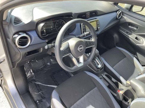 Used 2025 Nissan Versa SV w/ Trunk Package image 15