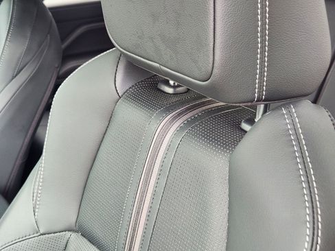 Used 2025 Toyota 4Runner Limited image 35