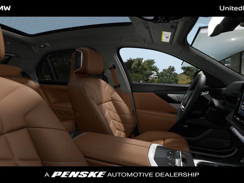 New 2027 BMW i7 xDrive50 w/ Executive Package AWD/4WD image 9