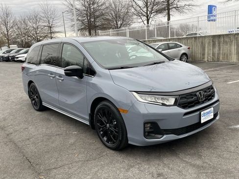 Certified 2025 Honda Odyssey Sport-L image 2