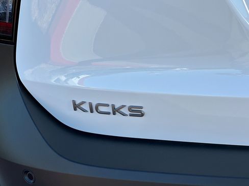 New 2026 Nissan Kicks SV image 32