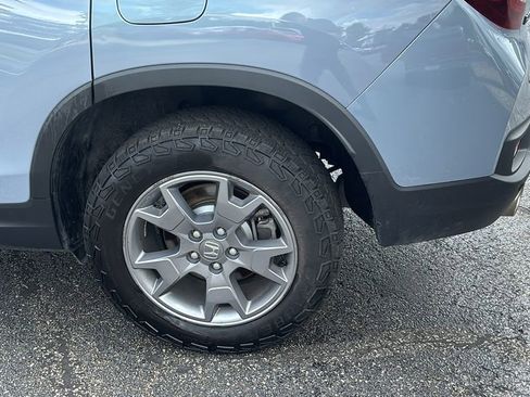 Used 2025 Honda Passport TrailSport image 9