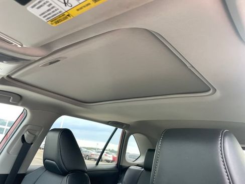 Used 2022 Toyota RAV4 Limited w/ Limited Grade Weather Package AWD/4WD image 27