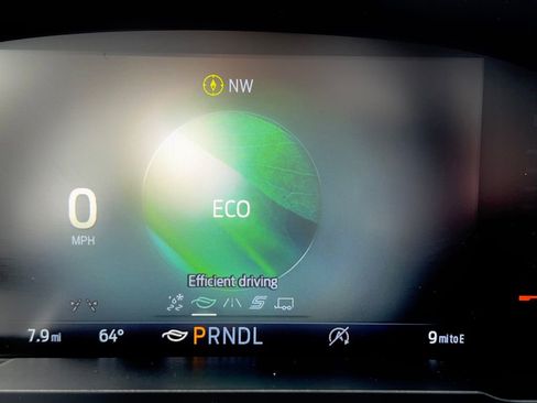 New 2026 Ford Maverick XLT image 26