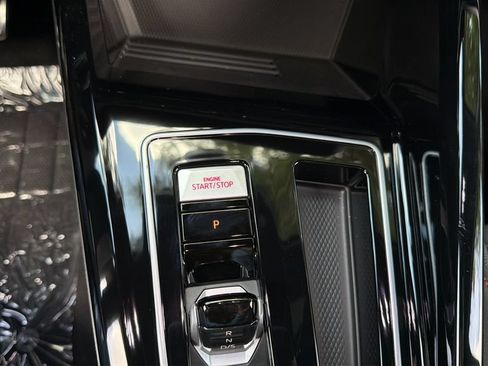 New 2026 Volkswagen GTI SE FWD image 26