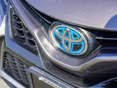 Used 2021 Toyota Camry XSE w/ Navigation Upgrade Package image 11