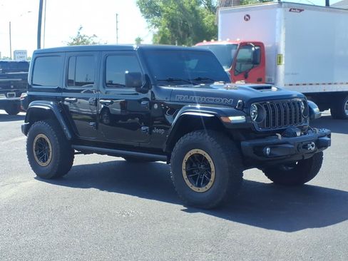 Used 2024 Jeep Wrangler Unlimited Rubicon 392 AWD/4WD image 7