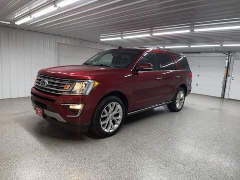 Used 2019 Ford Expedition Limited image 3