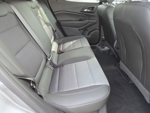 Certified 2025 Chevrolet Trax LT w/ Driver Confidence Package image 26