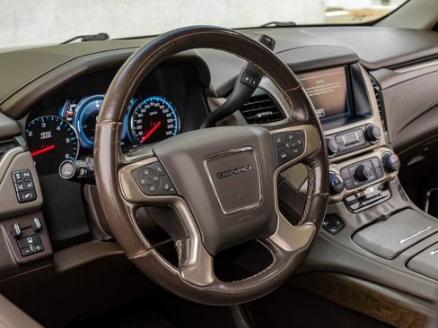Used 2018 GMC Yukon Denali w/ Denali Ultimate Package RWD image 15