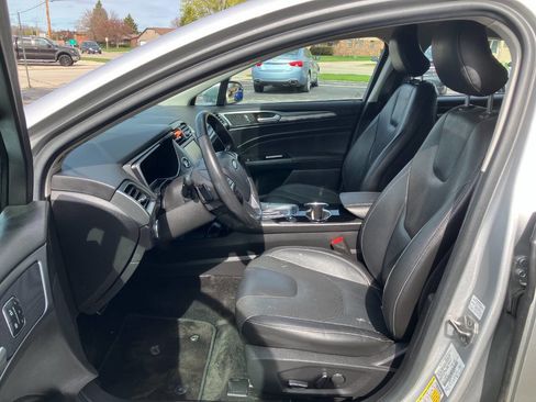 Used 2015 Ford Fusion Titanium FWD image 10