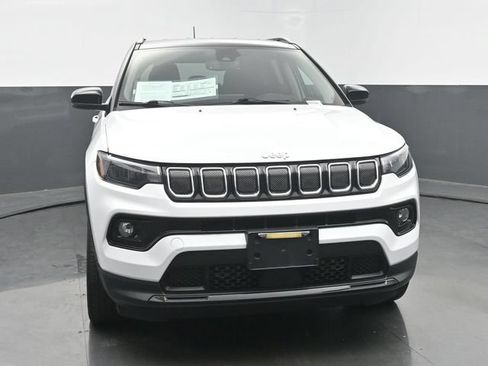 Used 2022 Jeep Compass Limited AWD/4WD image 8