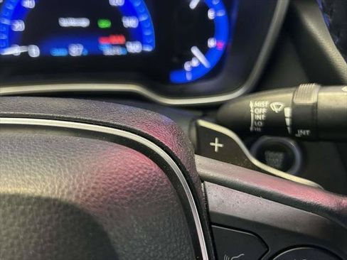 Certified 2022 Toyota Corolla XSE FWD image 29