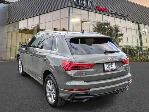 Used 2021 Audi Q3 2.0T Premium w/ Convenience Package image 2