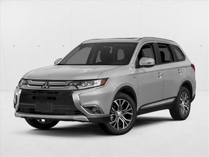 Used 2018 Mitsubishi Outlander SE