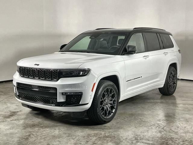 Used 2024 Jeep Grand Cherokee L Summit w/ High Altitude Package AWD/4WD image 4